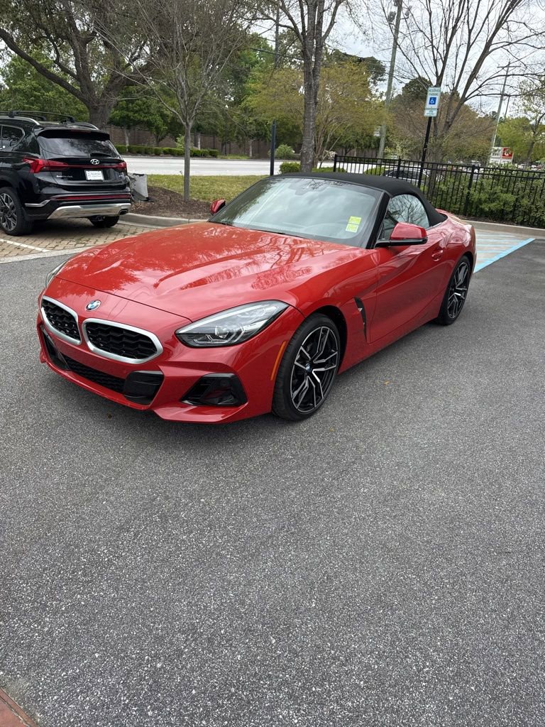 Used 2025 BMW Z4 sDrive30i w/ Premium Package image 1
