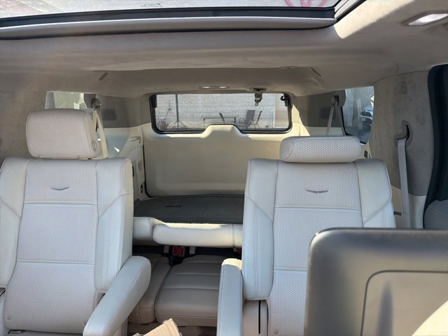 Used 2021 Cadillac Escalade Sport Platinum image 14