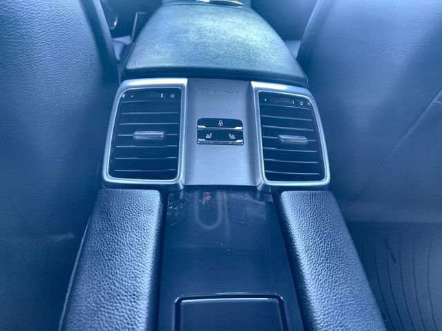 Used 2013 Porsche Panamera 4S image 18