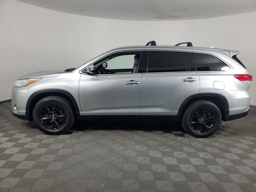 Used 2019 Toyota Highlander XLE image 7