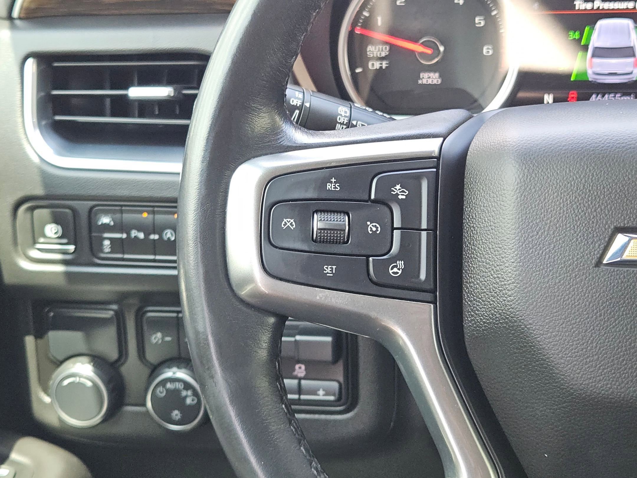 Used 2021 Chevrolet Tahoe Premier w/ Premium Package RWD image 21