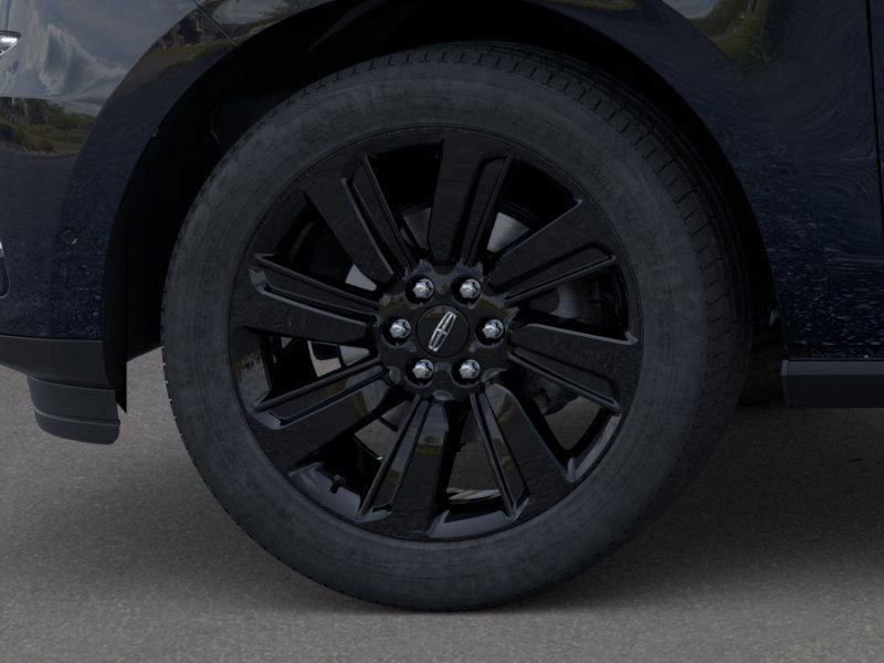 New 2024 Lincoln Navigator L Reserve image 19