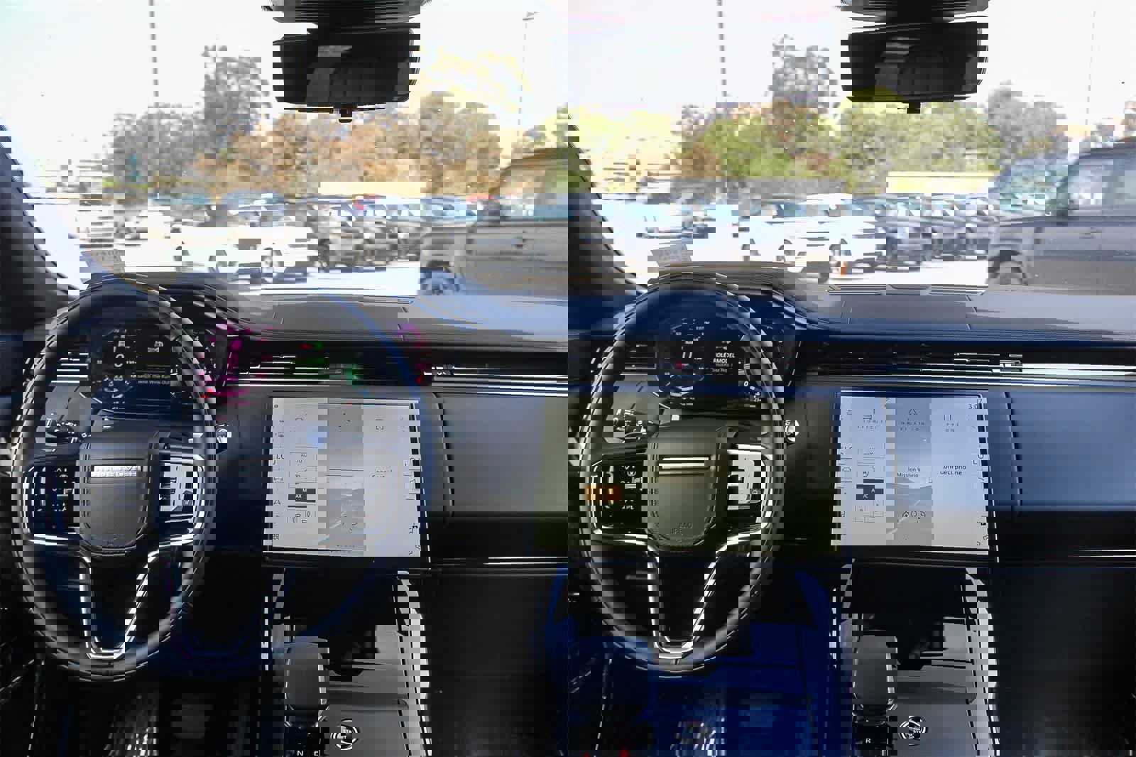 New 2025 Land Rover Range Rover Sport SE image 12