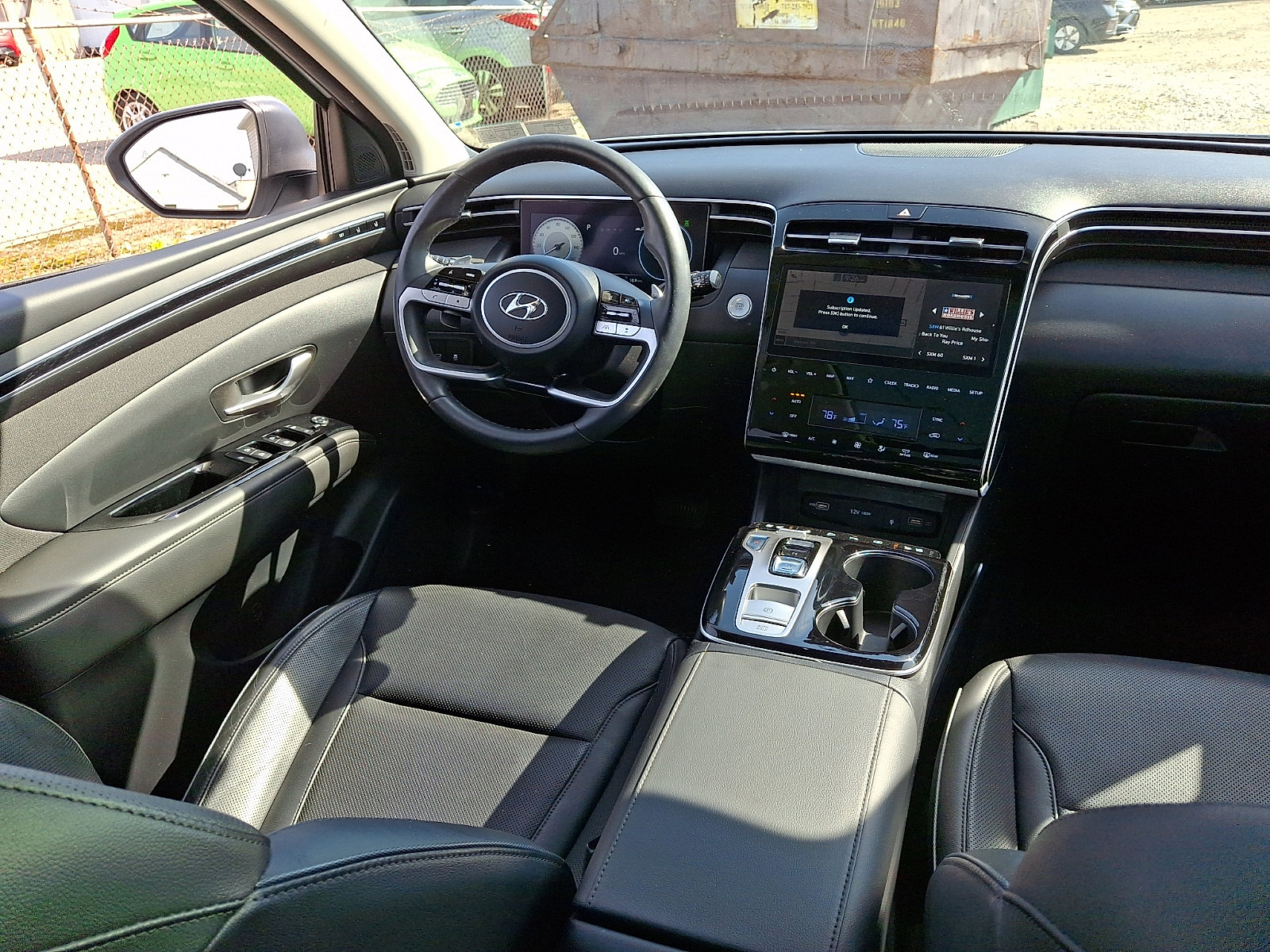 Certified 2022 Hyundai Tucson Limited w/ Cargo Package image 14