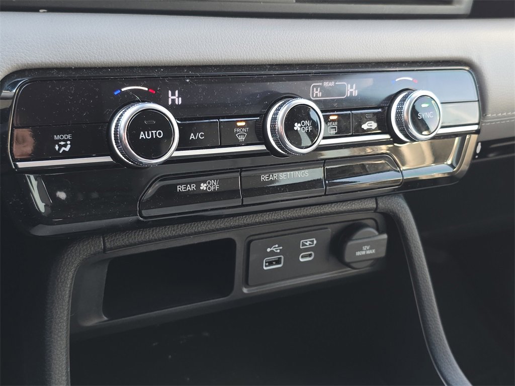 Used 2023 Honda Pilot LX image 33