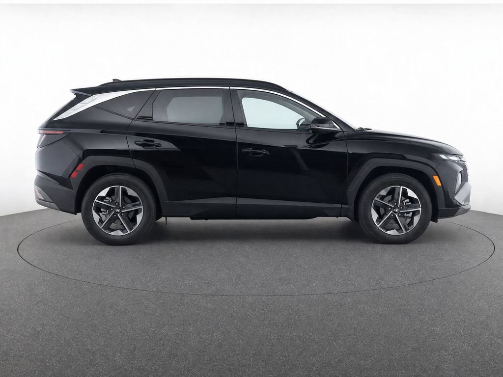 Certified 2025 Hyundai Tucson SEL AWD/4WD image 8