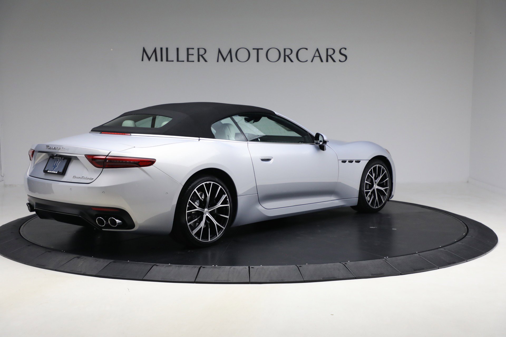 New 2026 Maserati GranCabrio Modena image 14