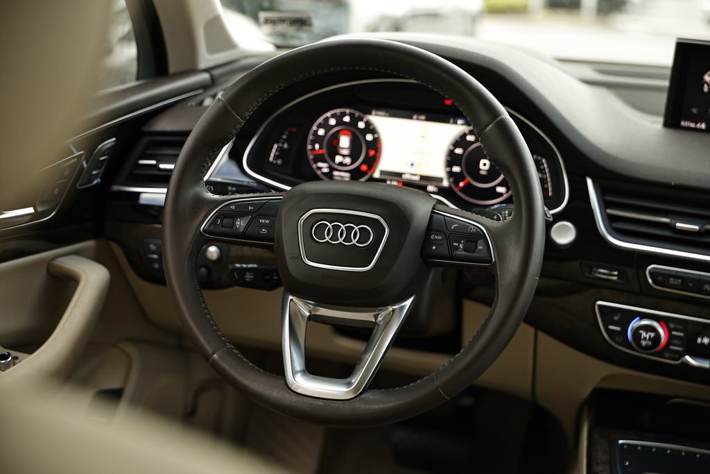 Used 2018 Audi Q7 3.0T Prestige image 29