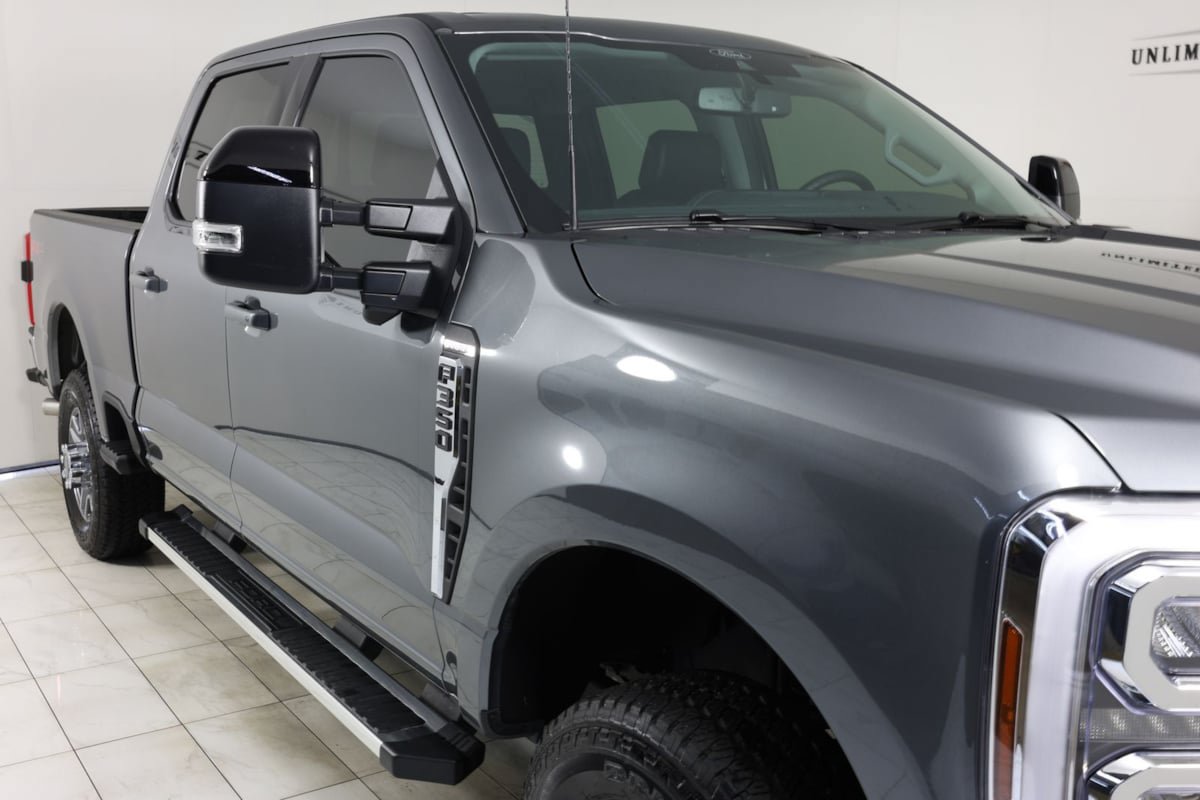 Used 2026 Ford F350 Lariat AWD/4WD image 38