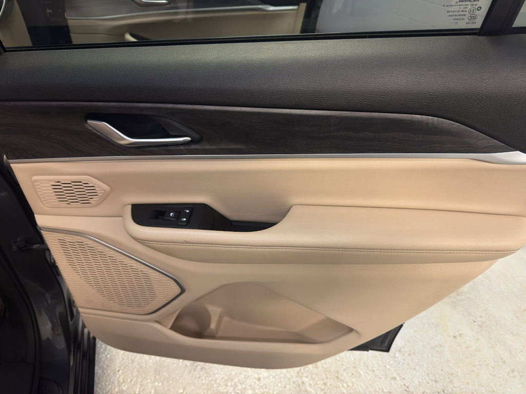 Used 2021 Jeep Grand Cherokee L Limited image 24