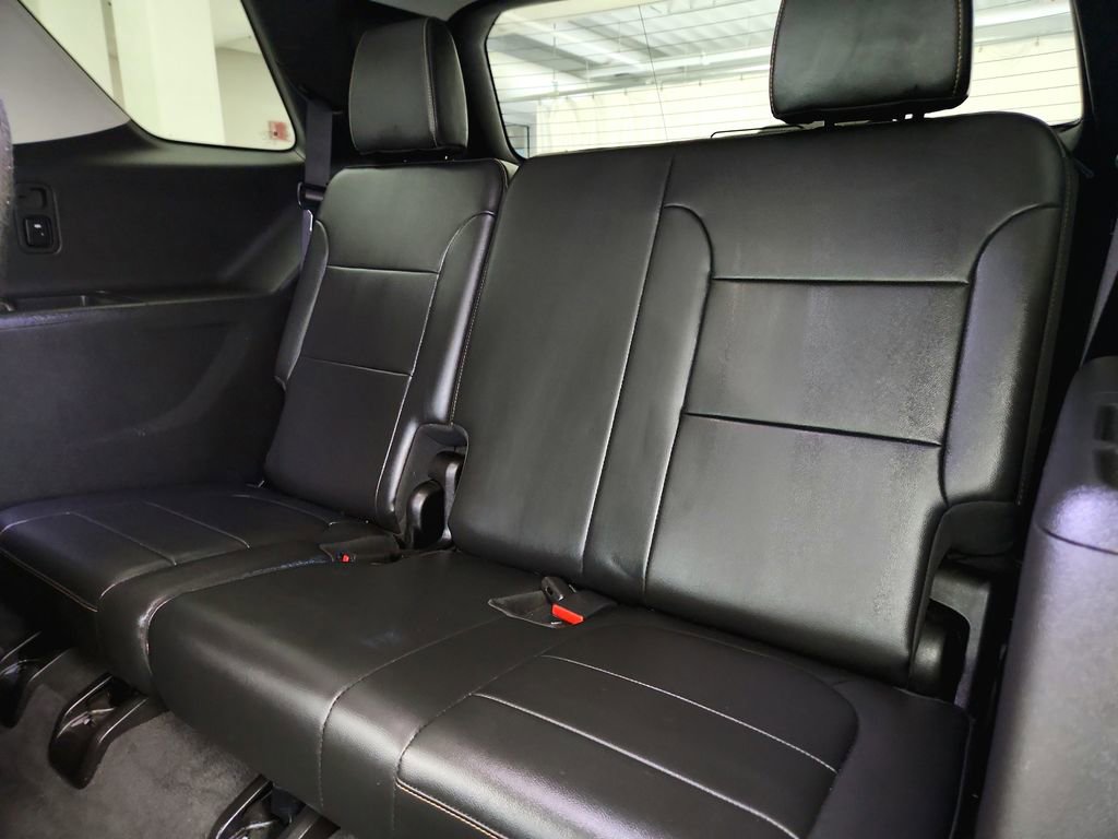 Used 2019 Chevrolet Traverse LT w/ LPO, Floor Liner Package AWD/4WD image 23