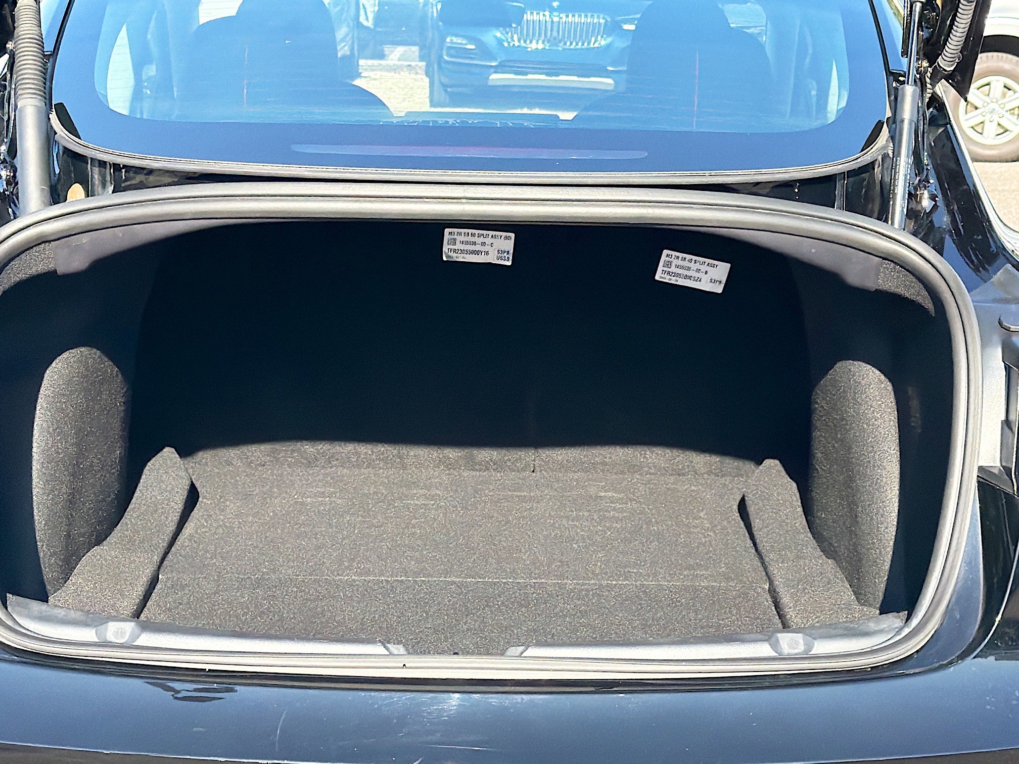 Used 2023 Tesla Model 3 Standard Range image 11