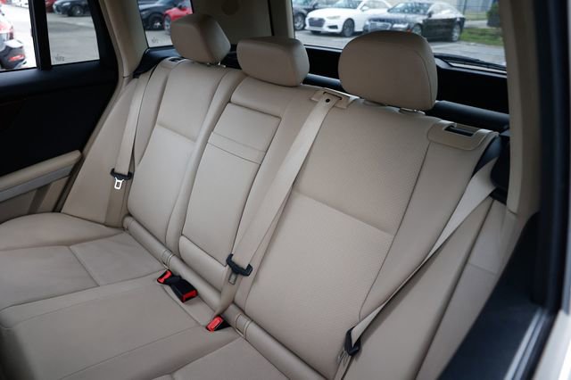 Used 2012 Mercedes-Benz GLK 350 2WD image 8