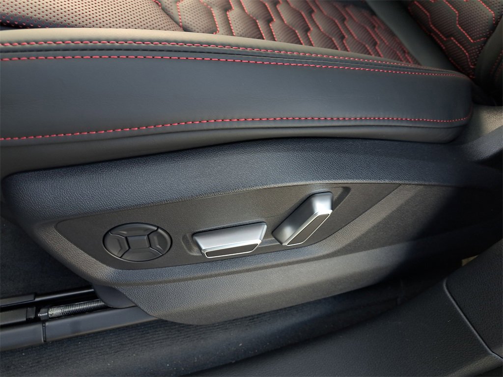 New 2026 Audi RS Q8 performance image 18