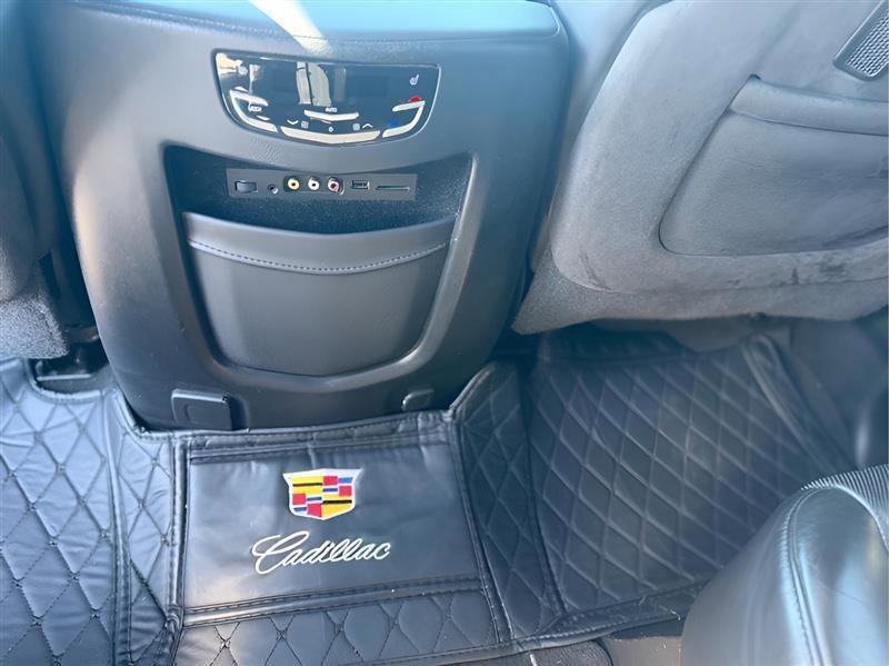 Used 2016 Cadillac Escalade Platinum image 35