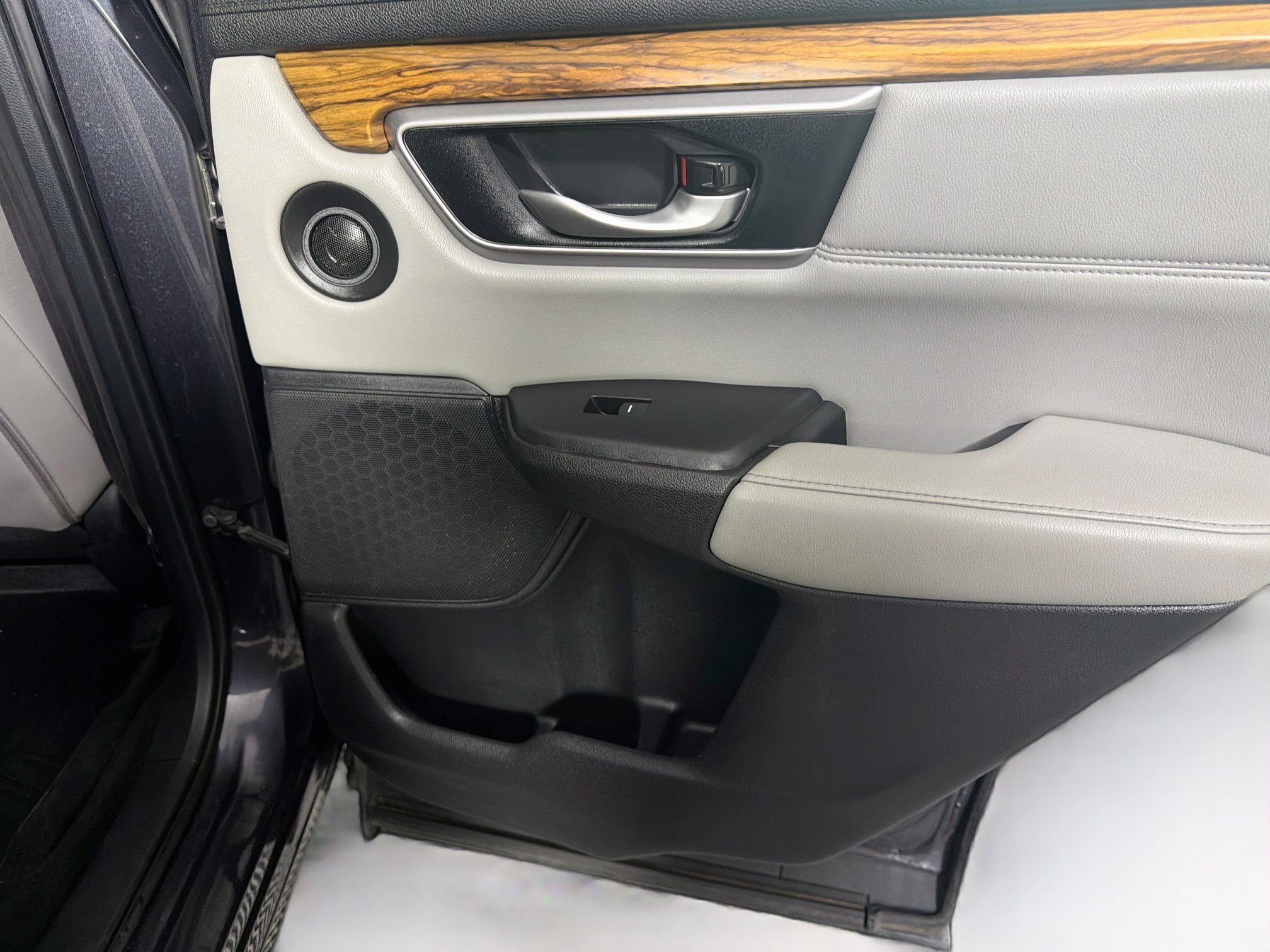 Used 2018 Honda CR-V EX-L image 30