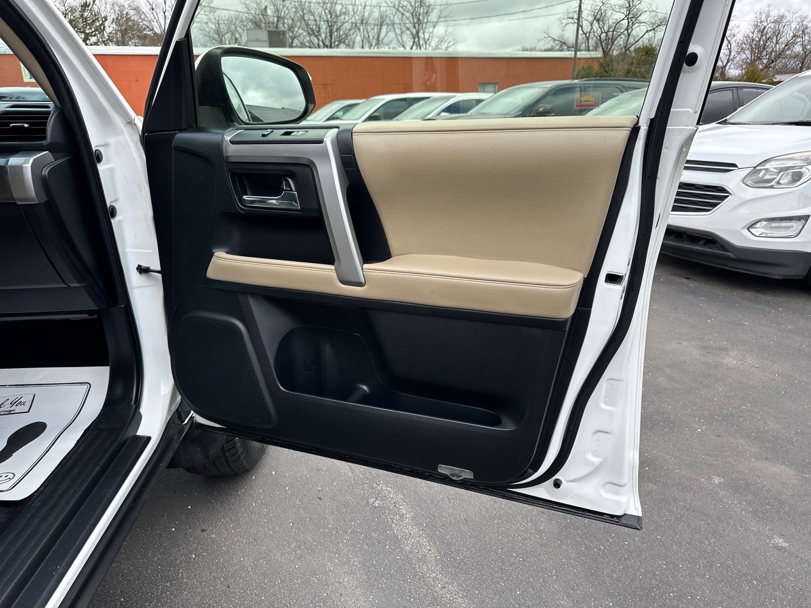 Used 2016 Toyota 4Runner SR5 image 22