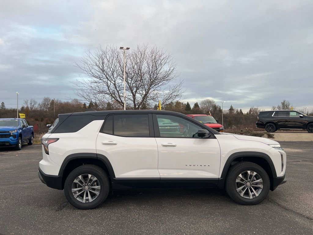 New 2026 Chevrolet Equinox LT w/ Convenience Package II image 3