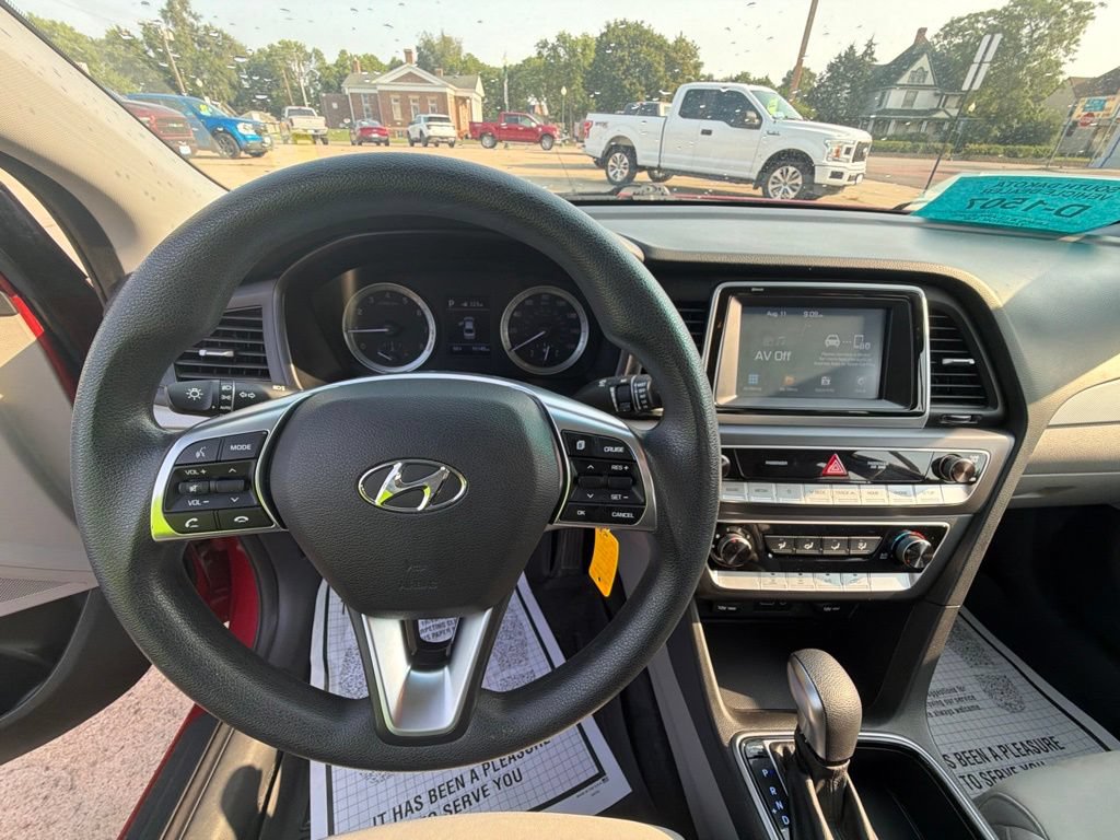 Used 2018 Hyundai Sonata ECO FWD image 12