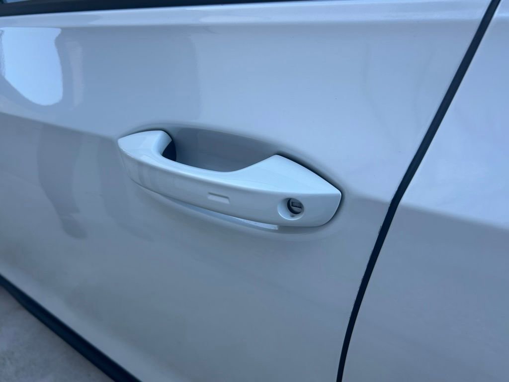 Used 2023 Volkswagen GTI Autobahn image 27