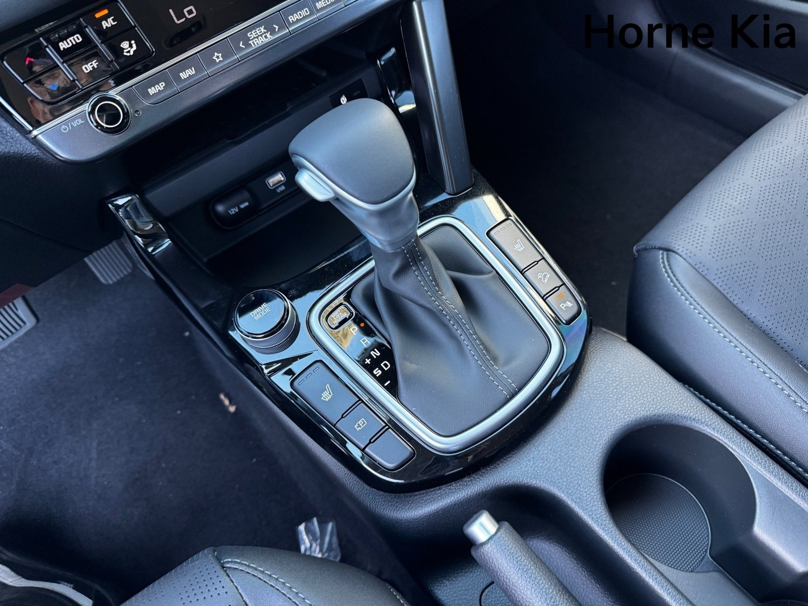 New 2026 Kia Seltos EX image 17