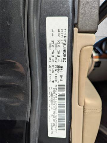 Used 2011 Jeep Grand Cherokee Overland image 25