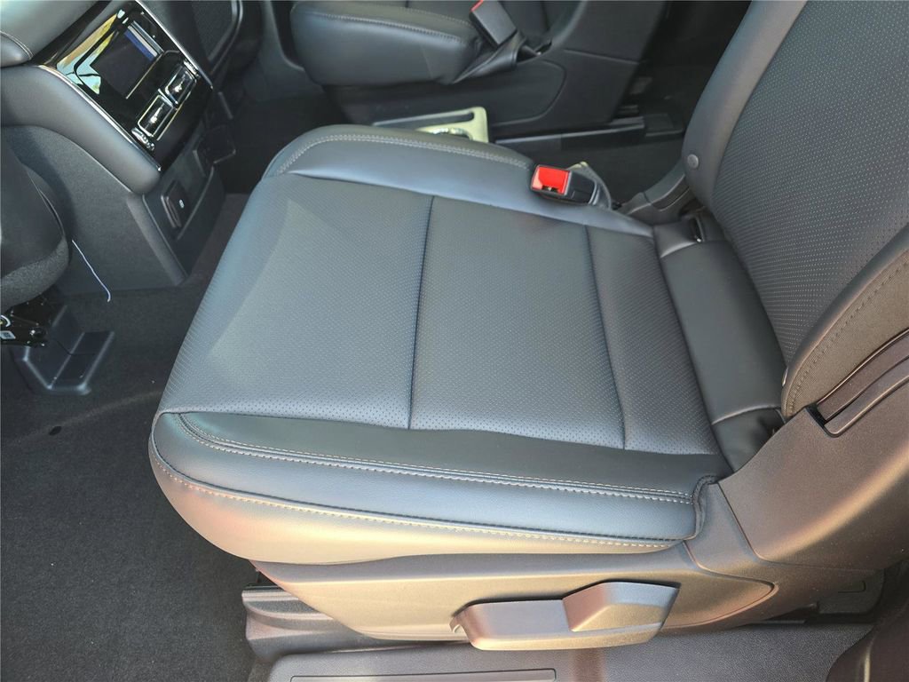 New 2026 Lincoln Aviator 2WD image 13