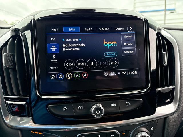 Used 2020 Chevrolet Traverse Premier AWD/4WD image 16