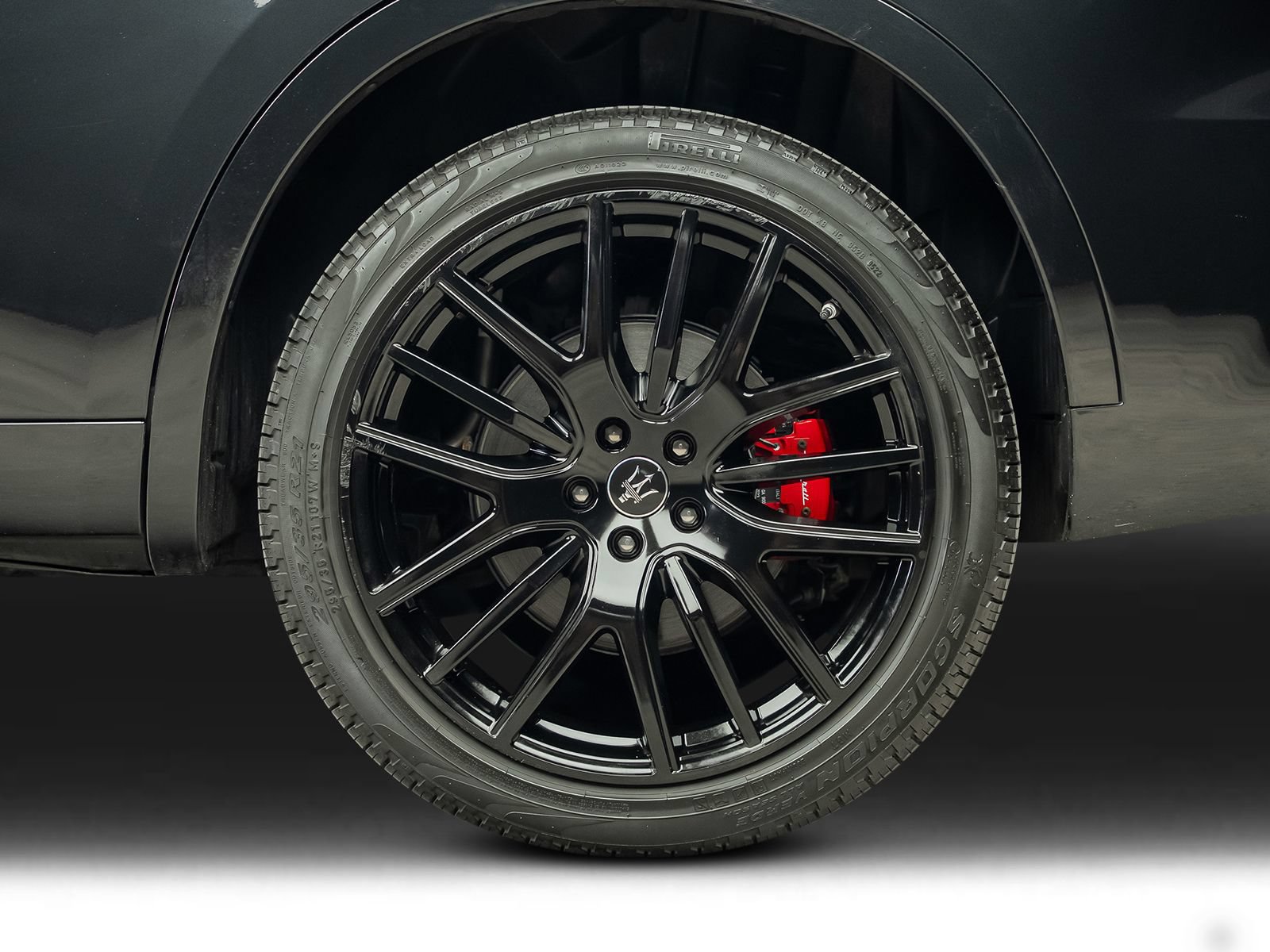 Used 2022 Maserati Levante Modena AWD/4WD image 28