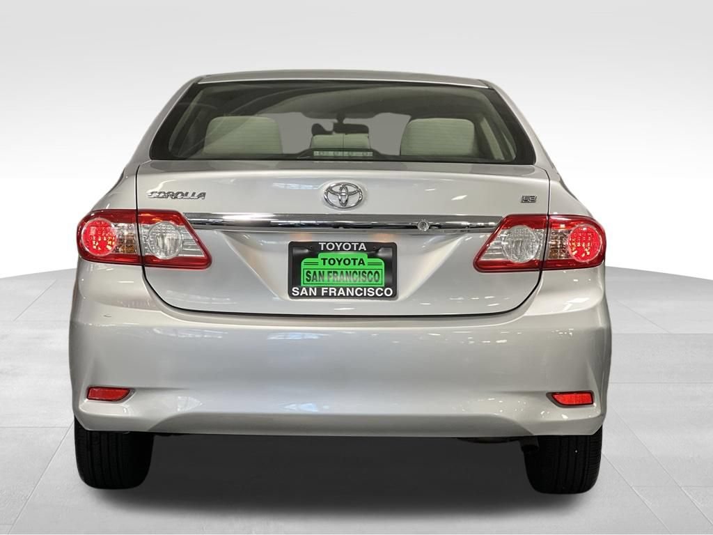 Used 2013 Toyota Corolla LE FWD image 4