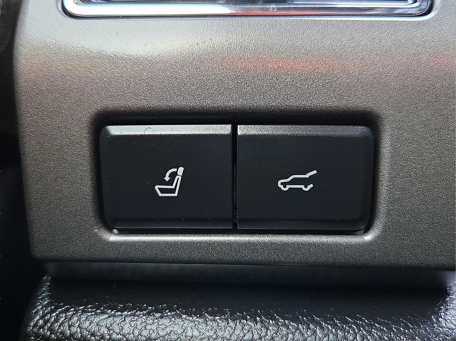 Used 2021 Ford Expedition Max XLT image 22