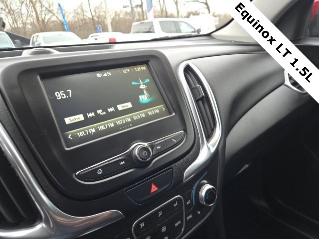 Used 2018 Chevrolet Equinox LT image 22