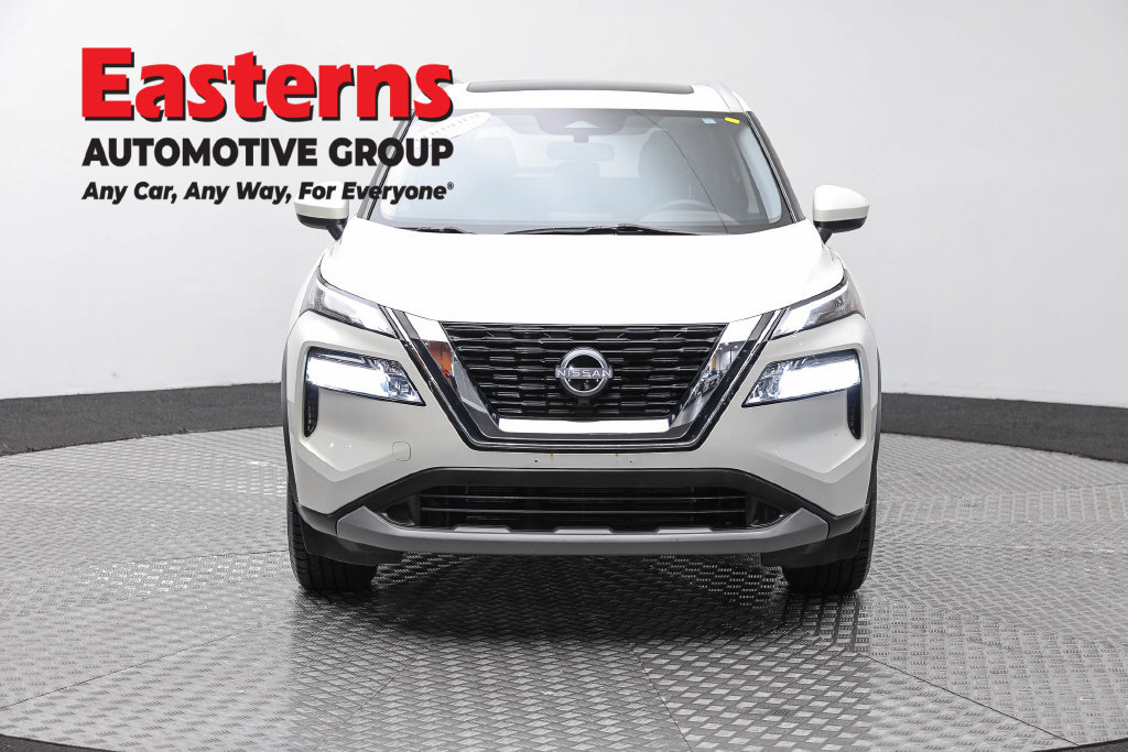 Used 2023 Nissan Rogue SV w/ SV Premium B Package AWD/4WD image 3