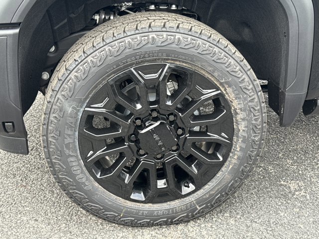 New 2026 GMC Sierra 2500 AT4 w/ AT4 Premium Plus Package AWD/4WD image 14