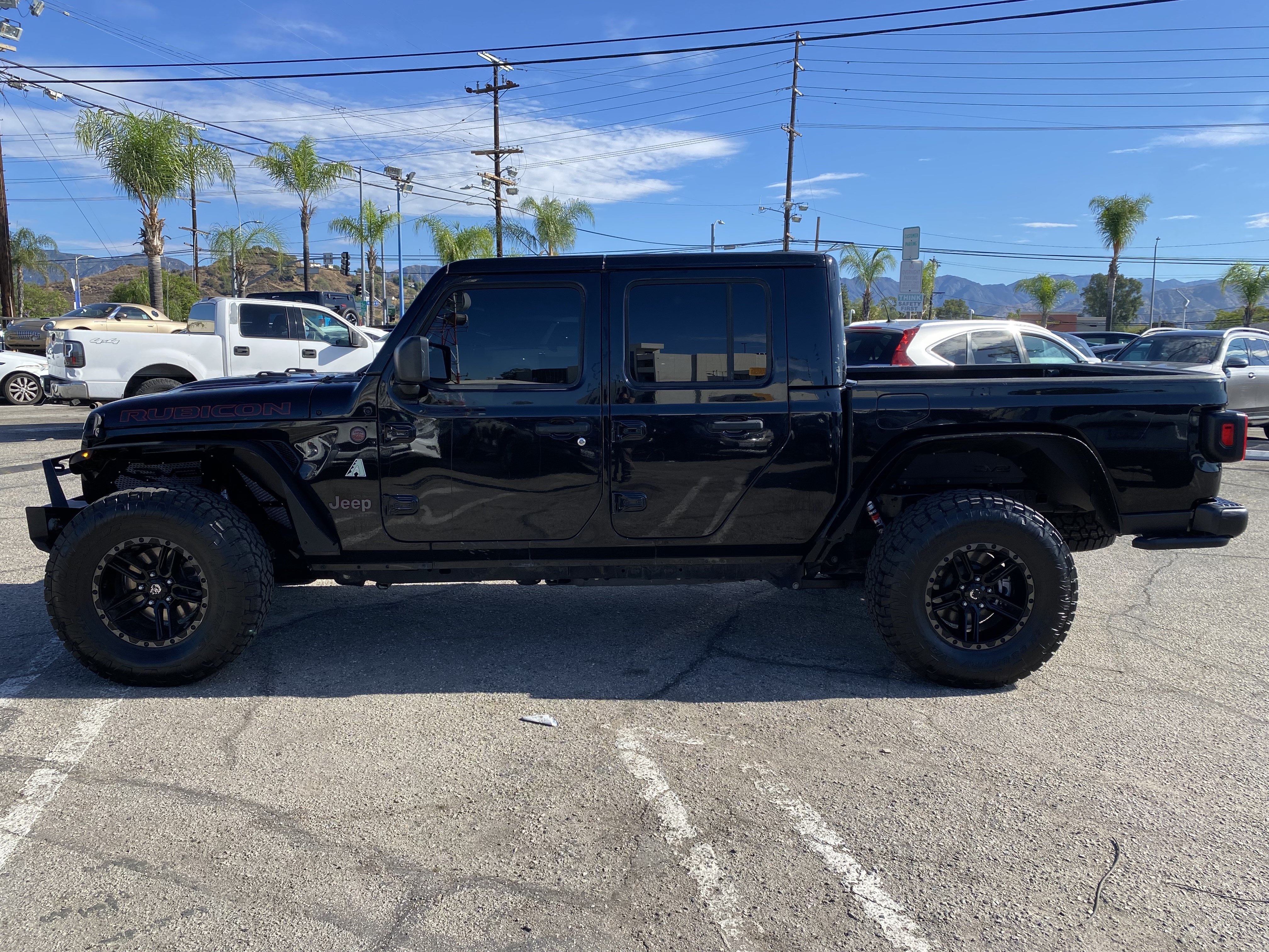 Used 2021 Jeep Gladiator Rubicon AWD/4WD image 10