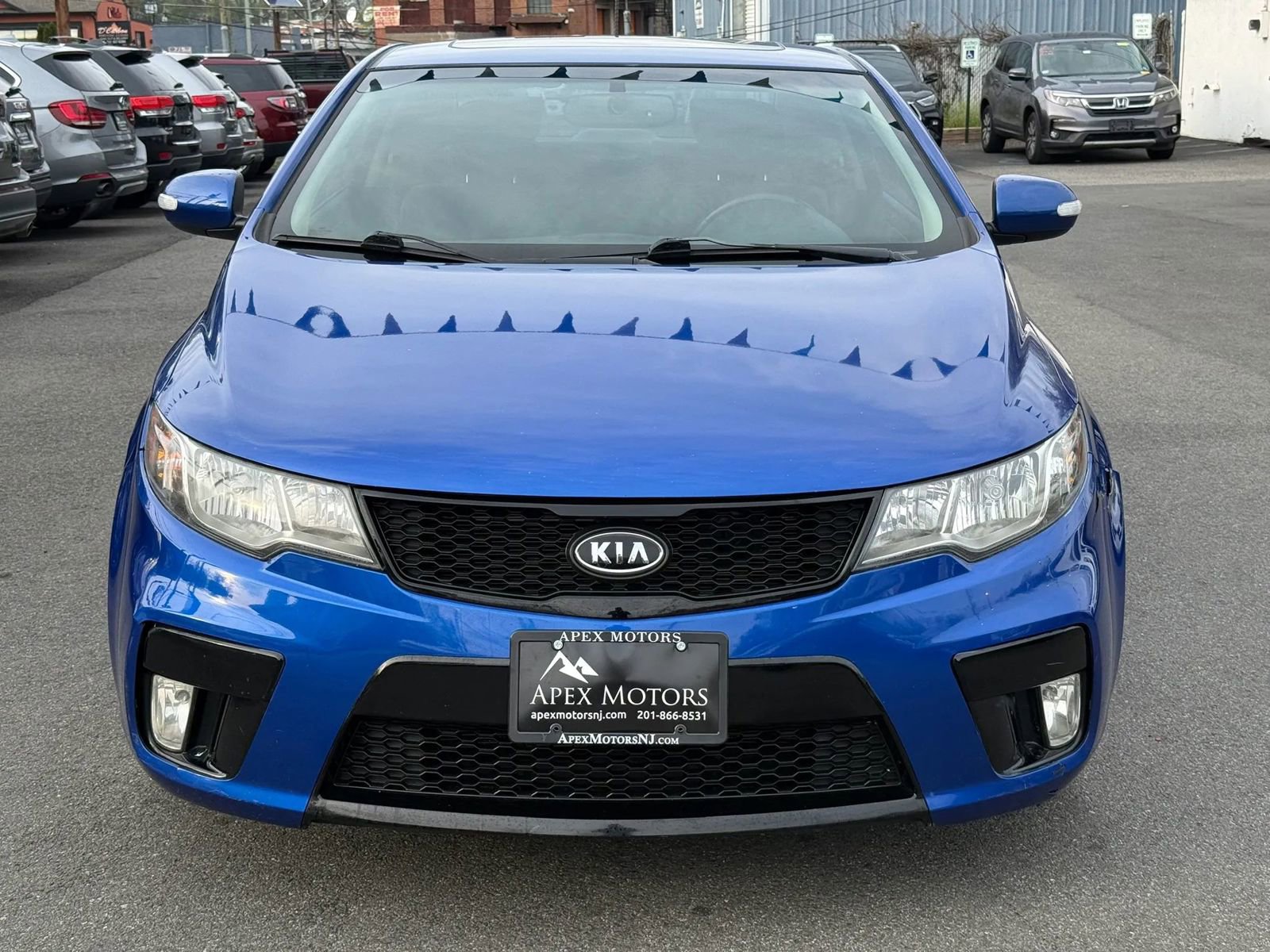 Used 2010 Kia Forte Koup SX image 2
