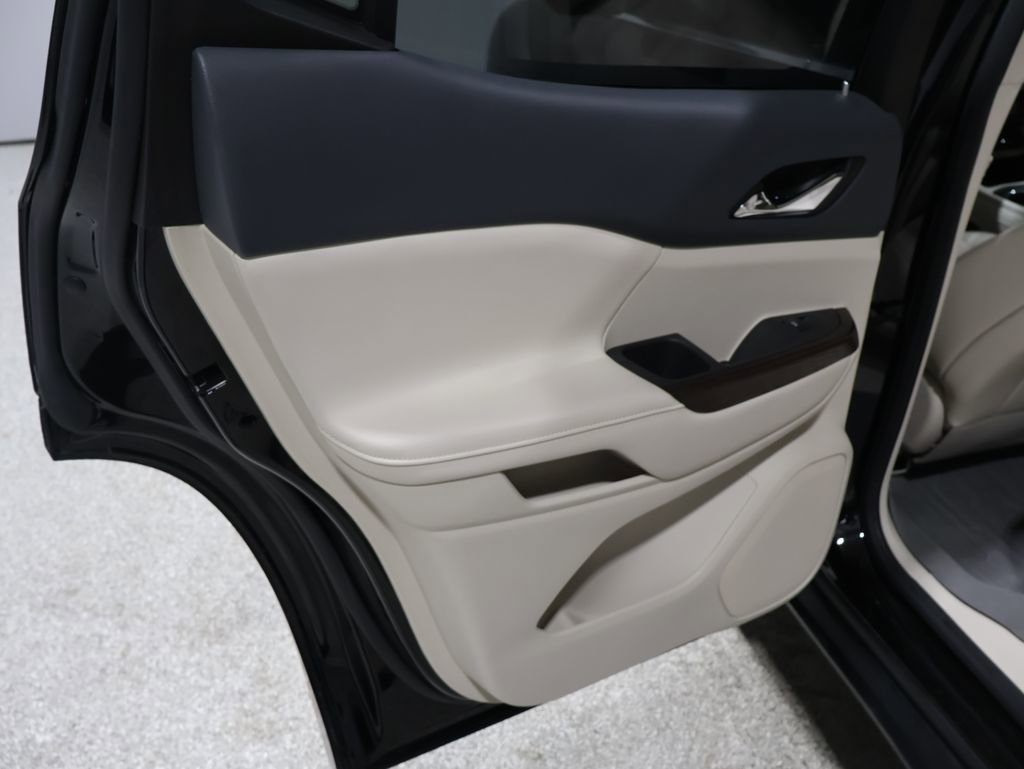 Used 2022 GMC Acadia Denali w/ Denali Ultimate Package image 20