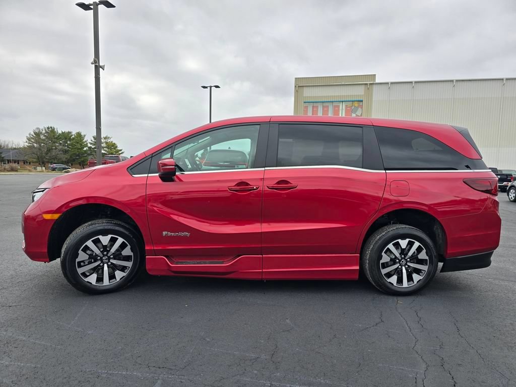 Used 2026 Honda Odyssey EX-L image 5