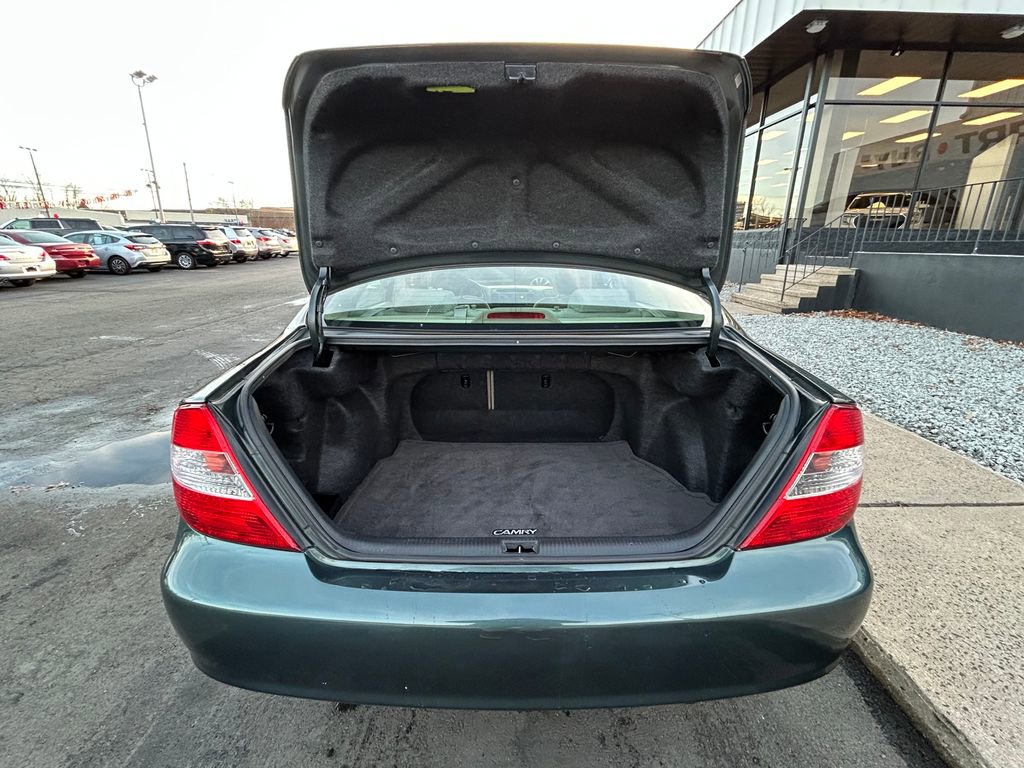 Used 2003 Toyota Camry image 12