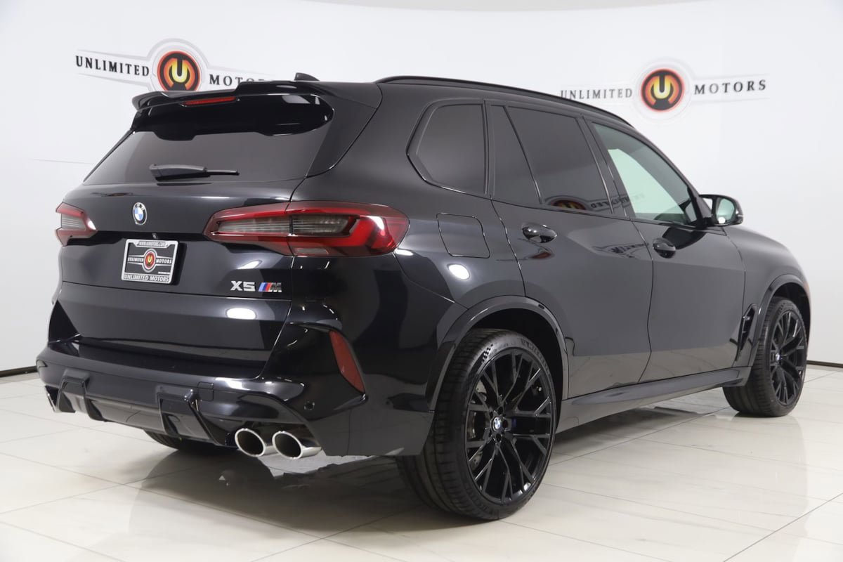 Used 2021 BMW X5 M w/ Executive Package image 3