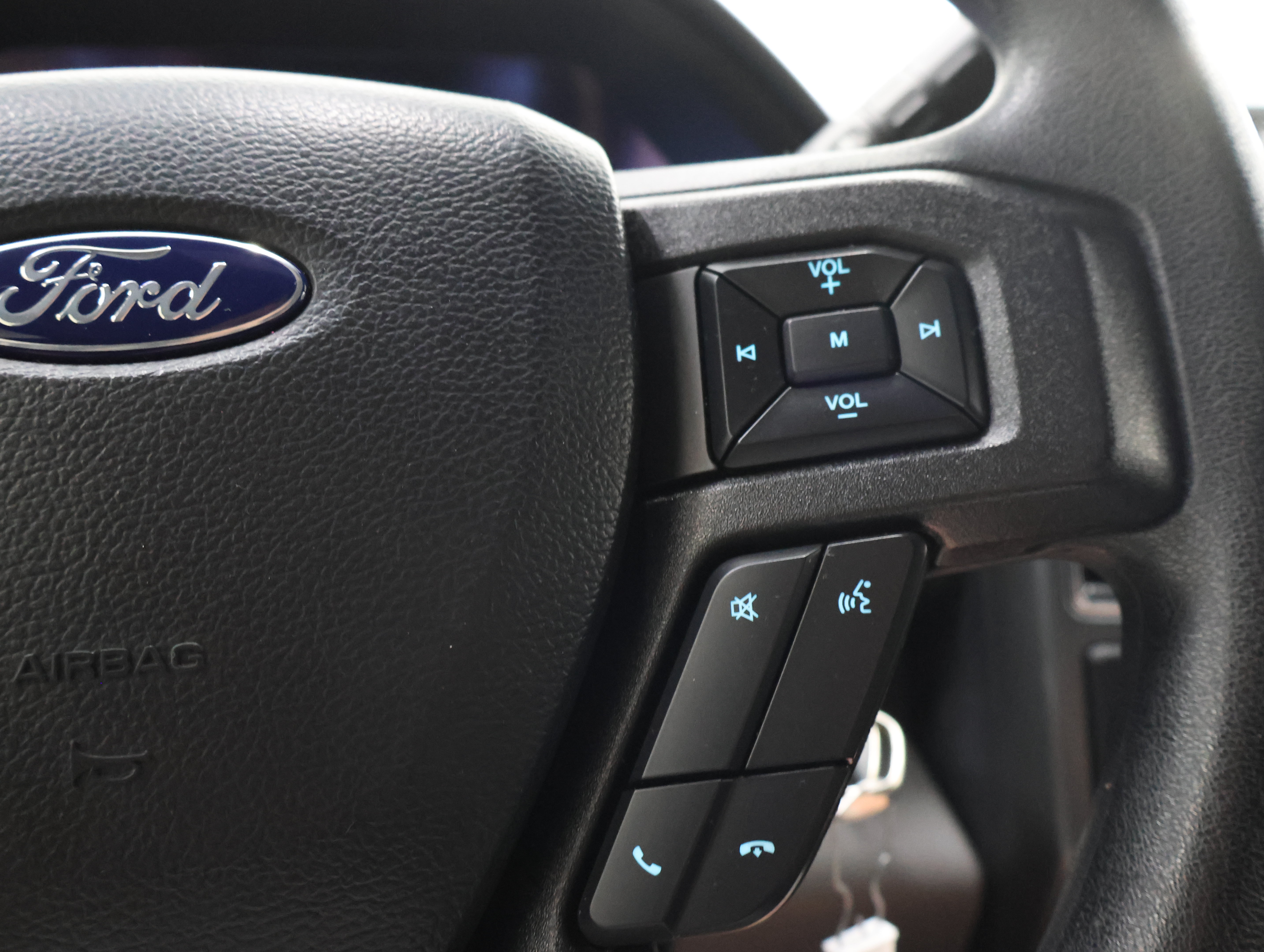 Used 2020 Ford F250 XLT w/ XLT Premium Package AWD/4WD image 14