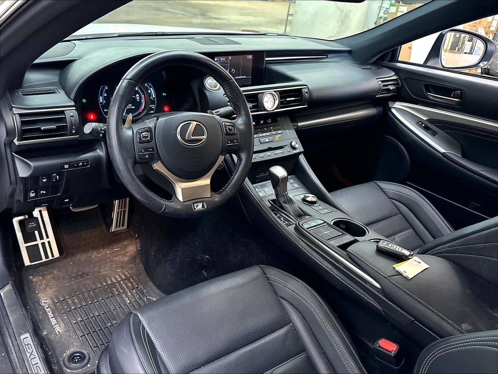 Used 2016 Lexus RC 300 AWD image 16
