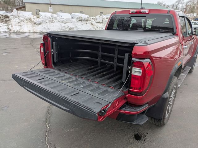 Used 2023 GMC Canyon Denali image 32