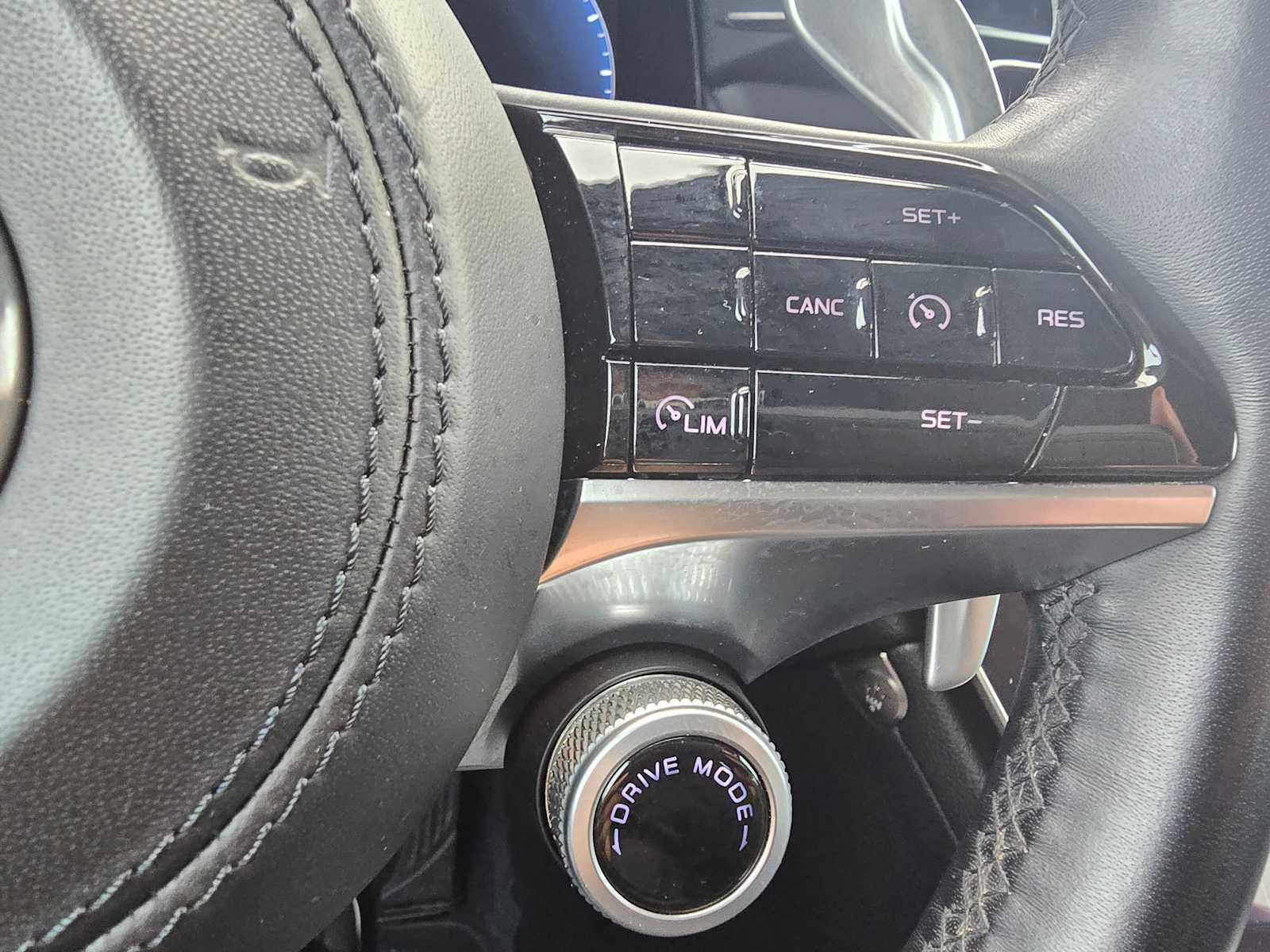 Used 2023 Maserati Grecale GT image 32