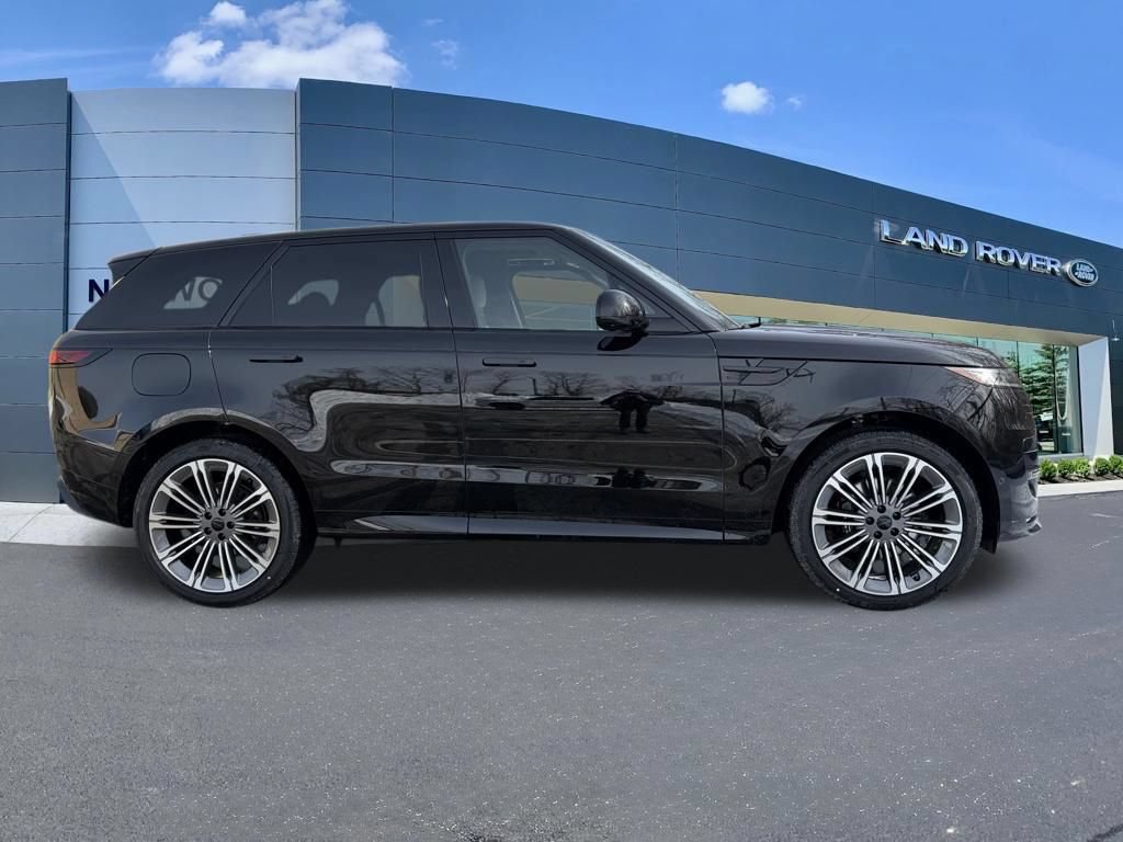New 2026 Land Rover Range Rover Sport Dynamic SE AWD/4WD image 5