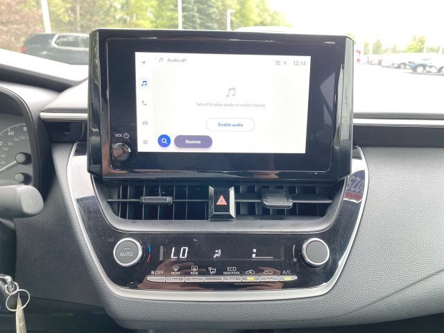 Used 2025 Toyota Corolla LE FWD image 13