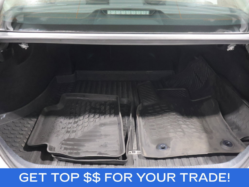 Used 2023 Toyota Camry SE w/ Convenience Package FWD image 5