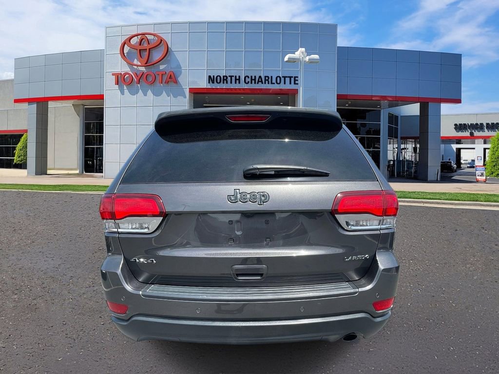 Used 2020 Jeep Grand Cherokee Laredo AWD/4WD image 7