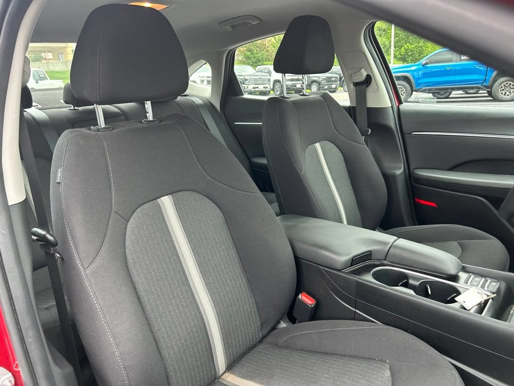 Used 2025 Hyundai Sonata SEL FWD image 39