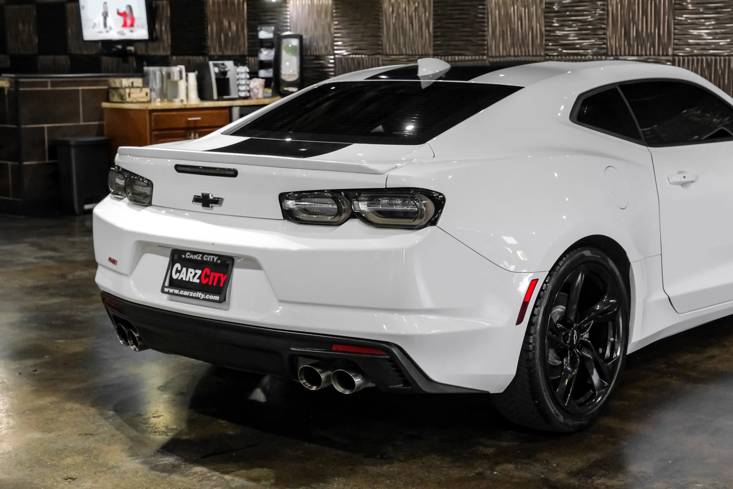 Used 2022 Chevrolet Camaro LT w/ RS Package RWD image 11